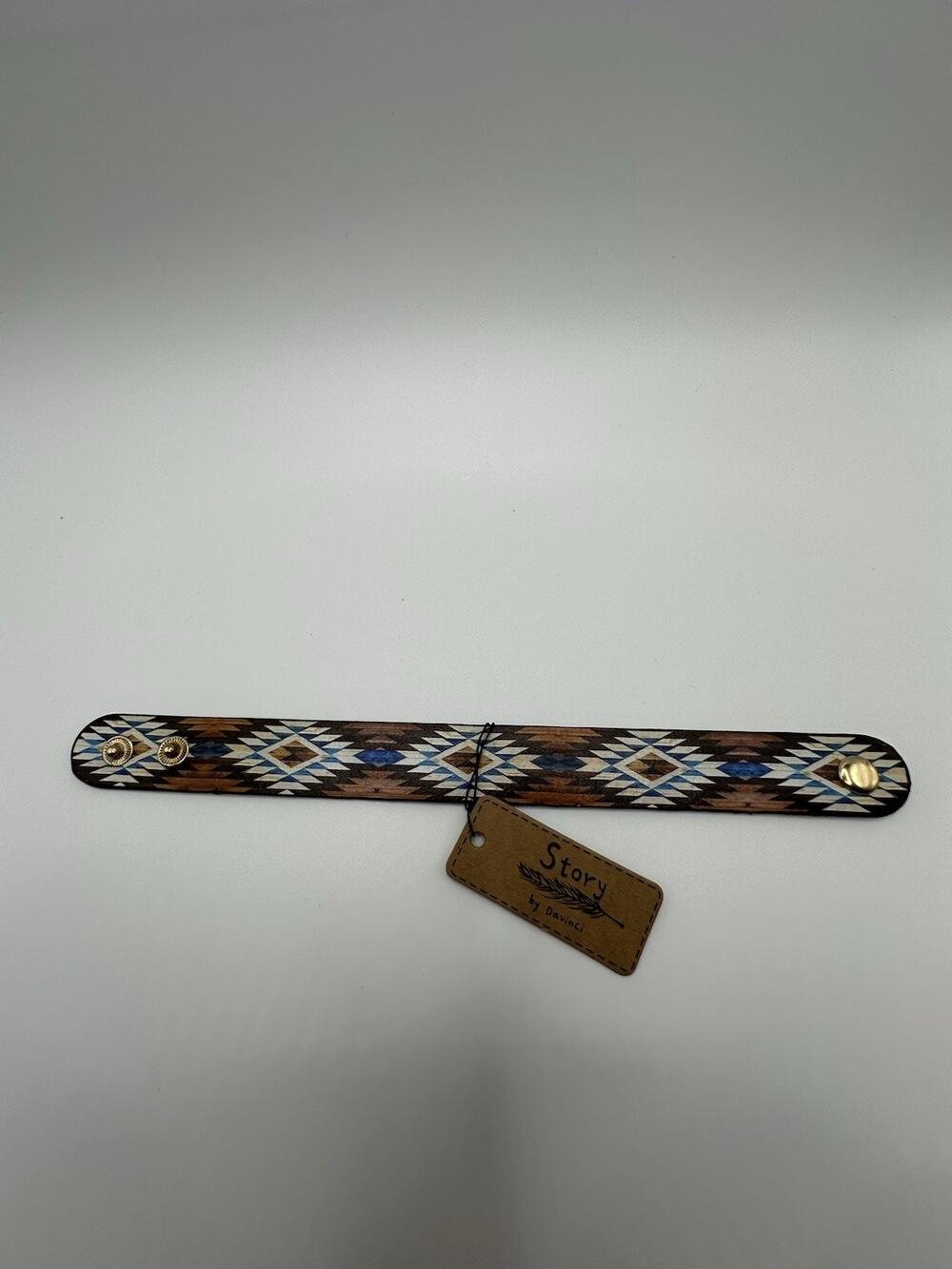 Story By Davinci Brown Southwest Native Pattern Faux Leather Wrap Bracelet 8.5”L